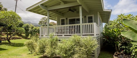 Cozy Hana Bay View Cottage with covered lanai, new vinyl decking and siding.