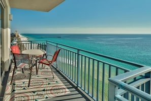 Sunrise view of the beach and pier from balcony - Gorgeous emerald view waters!