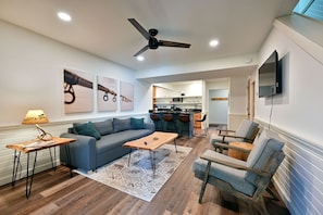 Open floor plan living/dining/kitchen area