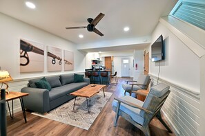 Open floor plan living/dining/kitchen area