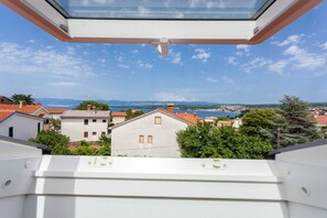 Aussicht vom Ferienhaus [Sommer]