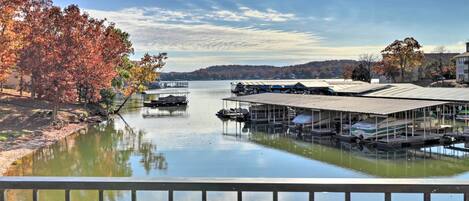Lake Ozark Vacation Rental | 1BR | 1BA | 650 Sq Ft | Stairs Required