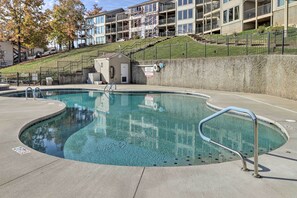 Community Pool | Hot Tub | Tennis Courts