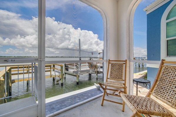 Jensen Beach Vacation Rental | 3BR | 2.5BA | 1,550 Sq Ft | 4 Stairs to Enter