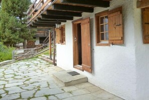 terrace with entry