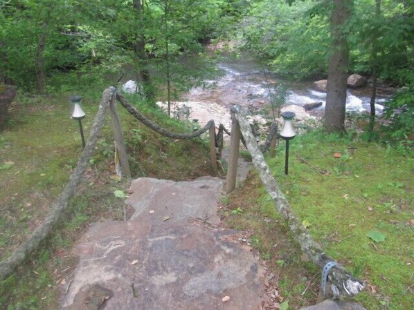 HIAWASSEE RIVER CABINS