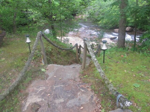 HIAWASSEE RIVER CABINS