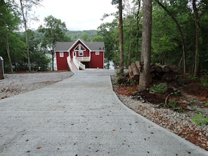 Driveway, gentle slope, easy access from Tact Trail