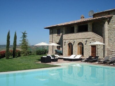 Villa con piscina climatizada Casa Fontanelle nuestra propiedad en alquiler en Umbria, Italia