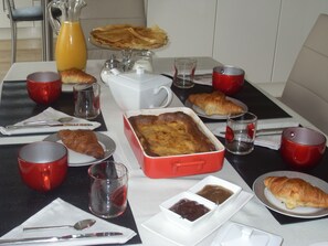 Breakfast meal