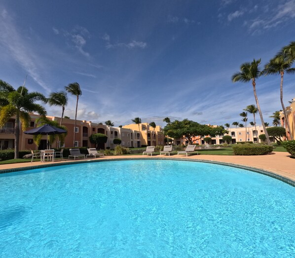  Swimming pool with crystal clear water in the Fairway Courts complex