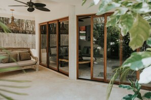 glass doors to connect the inside with the outdoors