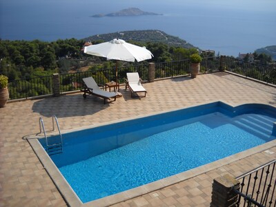 Picture of villa