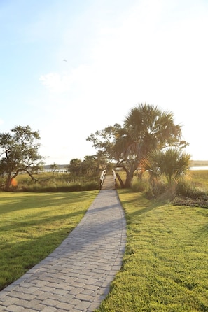 Walkway to the bridge