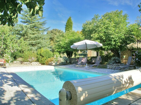 Holiday Home Swimming Pool
