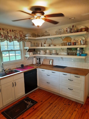 Everything in the kitchen to prepare a Holiday Dinner