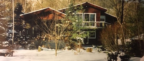 Lake House is rented year round.  There is central heat as well as central a/c.