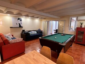 Game room