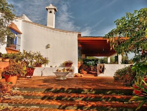 Ankommen am Cortijo Davila, Blick zum Haus