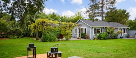 Picnic area on edge of the lawn