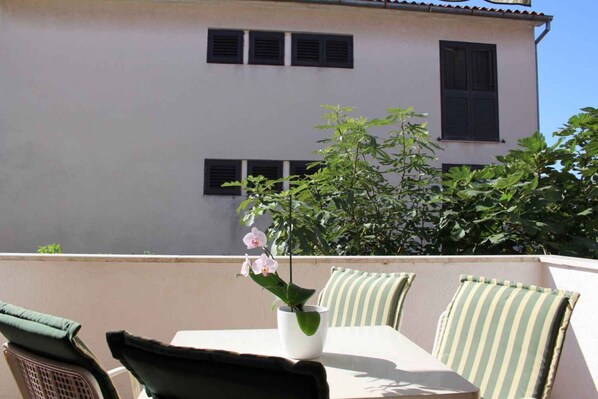 terrace