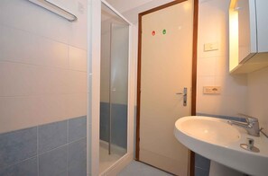 bathroom (example)