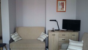 living/bedroom