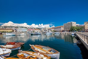 Stadsutsikt från boendet
