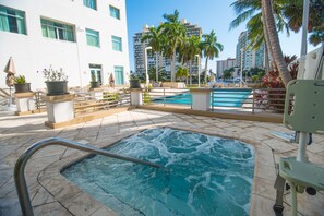 hot tub