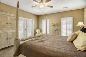 Master King Bedroom