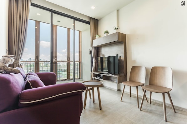 Guest Room with a Samsung  LED TV.