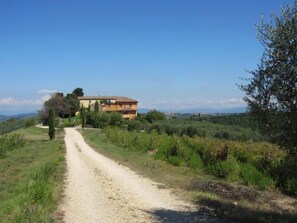 Arriving at Villa Salivolpe