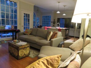 family room. open plan to kitchen