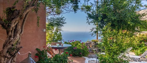 The house sits on a west facing mountain above the gulf of Mirabello with great sea views