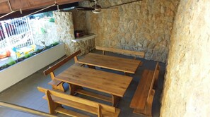 Outdoor dining