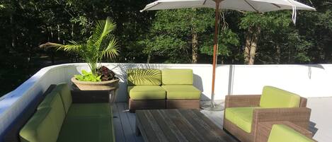 outsid deck seating