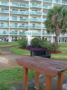 Charming Beach Front Condo 1 BR/1BA