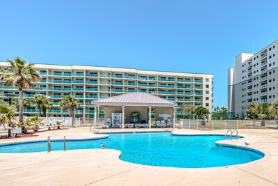 Charming Beach Front Condo 1 BR/1BA