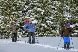 Easily access cross-country skiing trails!