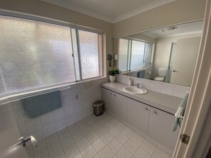 Ensuite view 1
