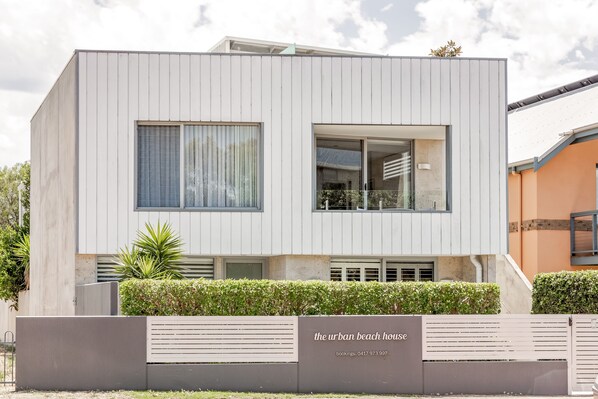 The Urban Beach House fabulously located in the heart of Dunsborough town centre