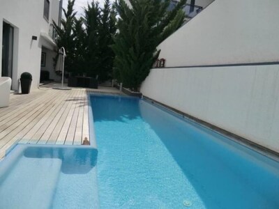 Haus mit Garten und privatem Pool - Free Wifi