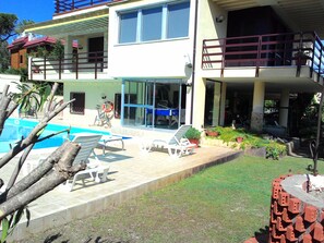Photo 1: villa with private pool (for the exclusive use of the tenant)