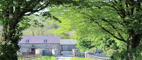 Y Cartws holiday cottage view as you drive down the farm lane.