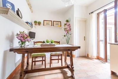 Wohnung mit Lavanda Balkon