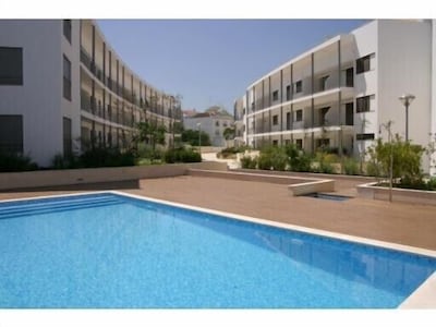 City Center Duplex Apartment with Pool, 3 Bedrooms, Sleeps 6