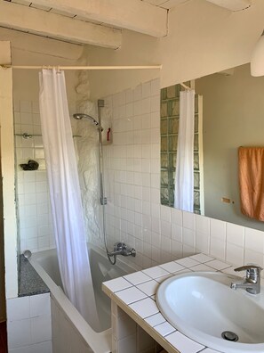 Badezimmer Steinhaus