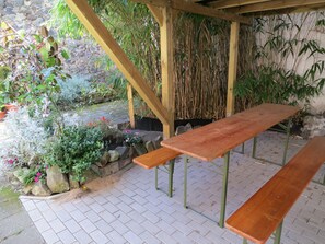 屋外ダイニングエリア