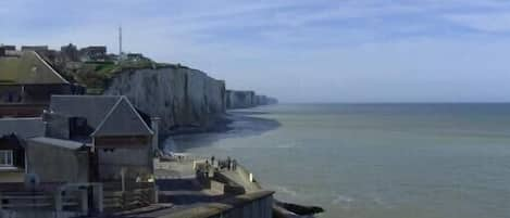 Bord de mer et ses falaises