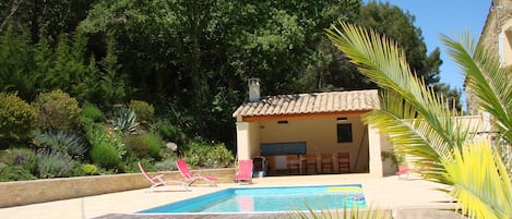 PISCINE POOL HOUSE